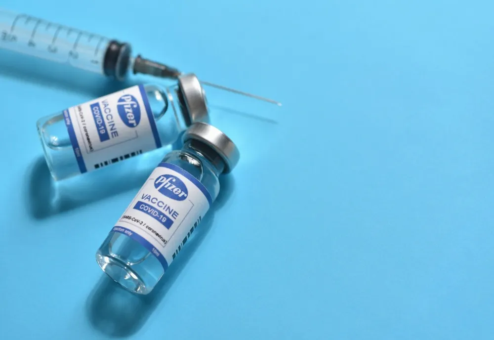 România primește astăzi o nouă tranșă Pfizer împotriva COVID-19