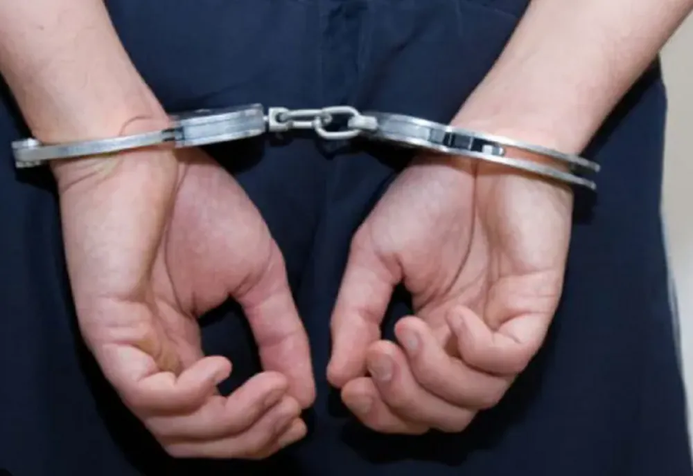 Un jurnalist şi o fetiţă de 9 ani au murit împuşcaţi. Agresorul a fost arestat