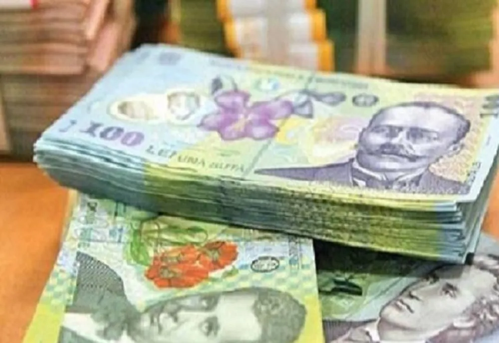 Doi bărbați au furat peste 1,3 milioane de lei din contul unui decedat cu ajutorul unei funcţionare bancare