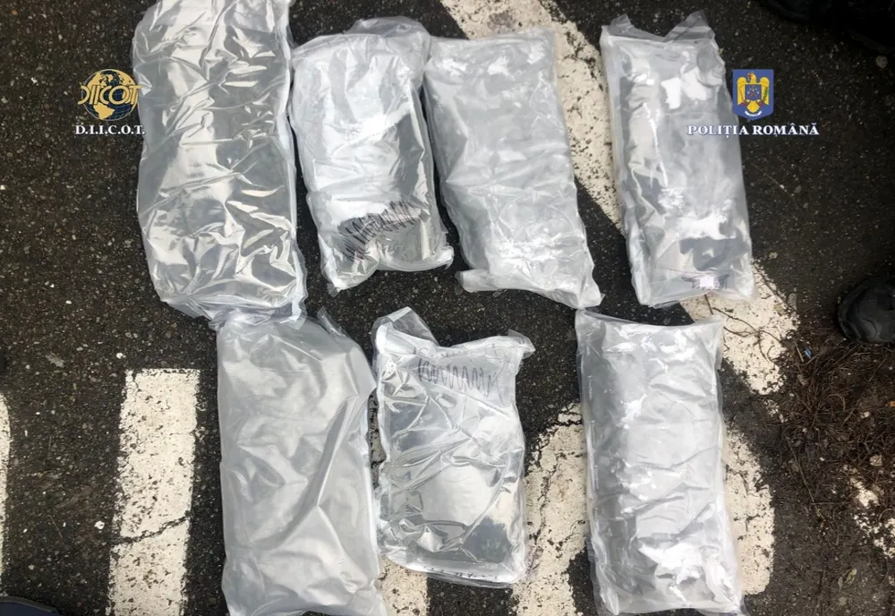 Droguri pe litoral: 22 de persoane care doreau să intre la festivaluri au fost depistate cu substanțe interzise