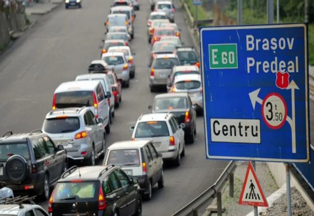 Aglomerație în Vinerea Mare. Valori ridicate de trafic pe DN 1 Ploieşti - Braşov, pe sensul de urcare către staţiunile de pe Valea Prahovei