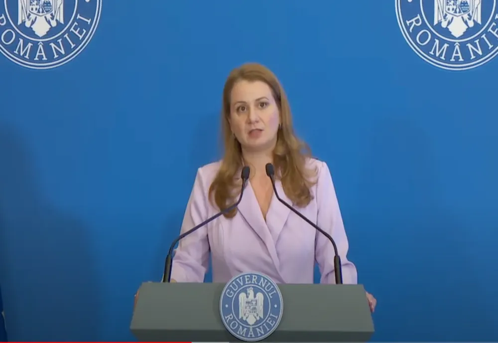 SPRIJIN PENTRU COPIII AFECTAȚI DE INUNDAȚII: CONSILIERE, RECHIZITE ȘI GHIOZDANE PENTRU ELEVII DIN GALAȚI. ANUNȚUL MINISTRULUI EDUCAȚIEI