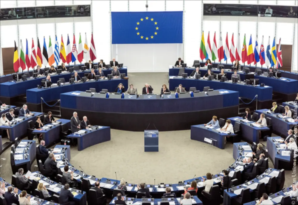 DOUĂ MOȚIUNI DE CENZURĂ ÎMPOTRIVA URSULEI VON DER LEYEN, LA VOT ÎN PARLAMENTUL EUROPEAN