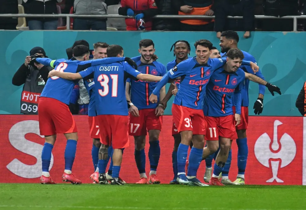 FCSB a revenit de la 0-2 cu Farul și a salvat un punct