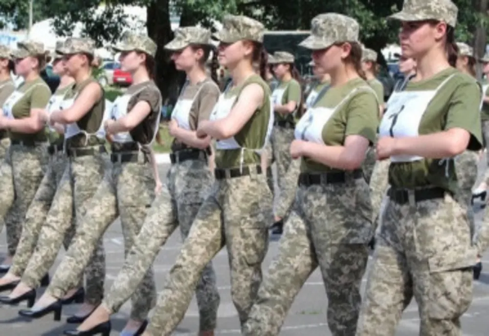 Fierbe Armata și Poliția! Veste de coșmar pentru militari: Salariile rămân înghețate și în 2026, iar inflația le mănâncă banii