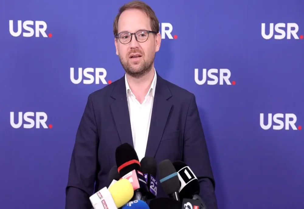 Dominic Fritz atacă dur AUR: „Nu este anti-sistem. Acum are misiunea să-l ducă pe Grindeanu la Palatul Victoria”