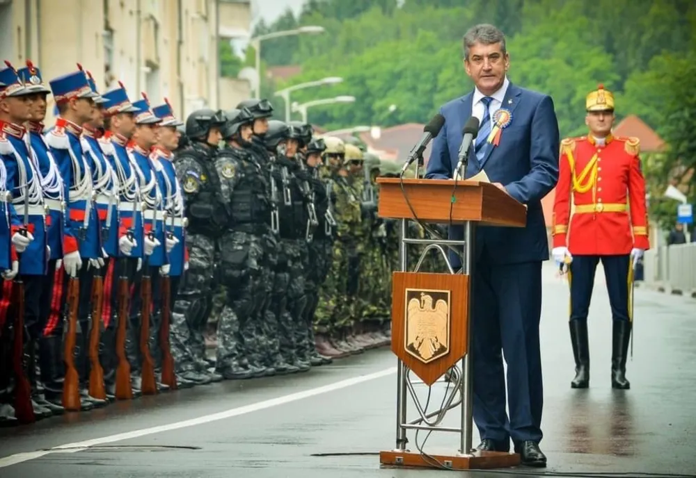 Gabriel Oprea, mesaj de Ziua Aviației Române: „Forțele Aeriene reprezintă un pilon strategic al securității naționale”