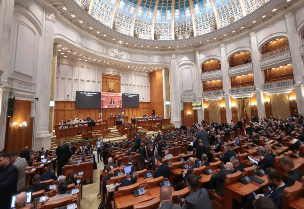 Vot crucial la ora 11.00, în Parlament: PNL iese din sală, PSD votează la vedere