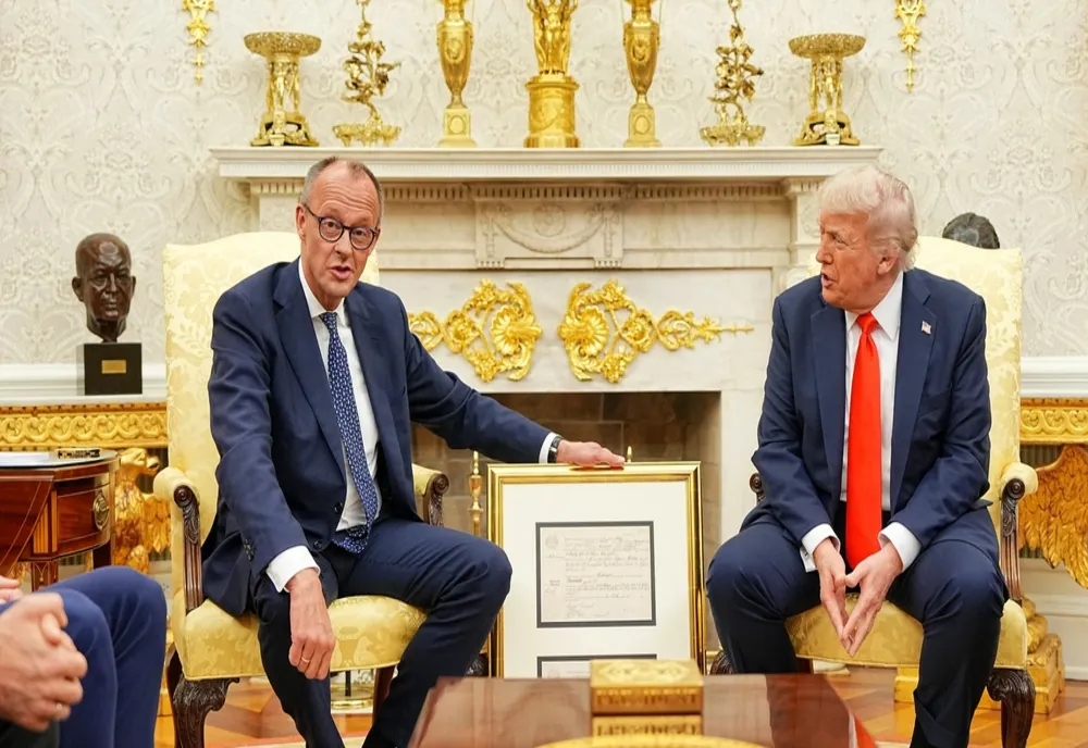 Tensiuni explozive SUA–Germania: Donald Trump ia în calcul reducerea militarilor după atacul la adresa lui Friedrich Merz