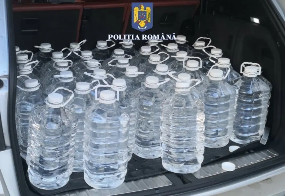 Rețea de vânzare ilegală de alcool, destructurată la Rădăuți