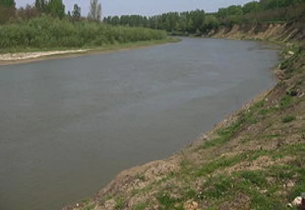 Cod galben de inundații în zece județe. Hidrologii avertizează asupra creșterilor de debite