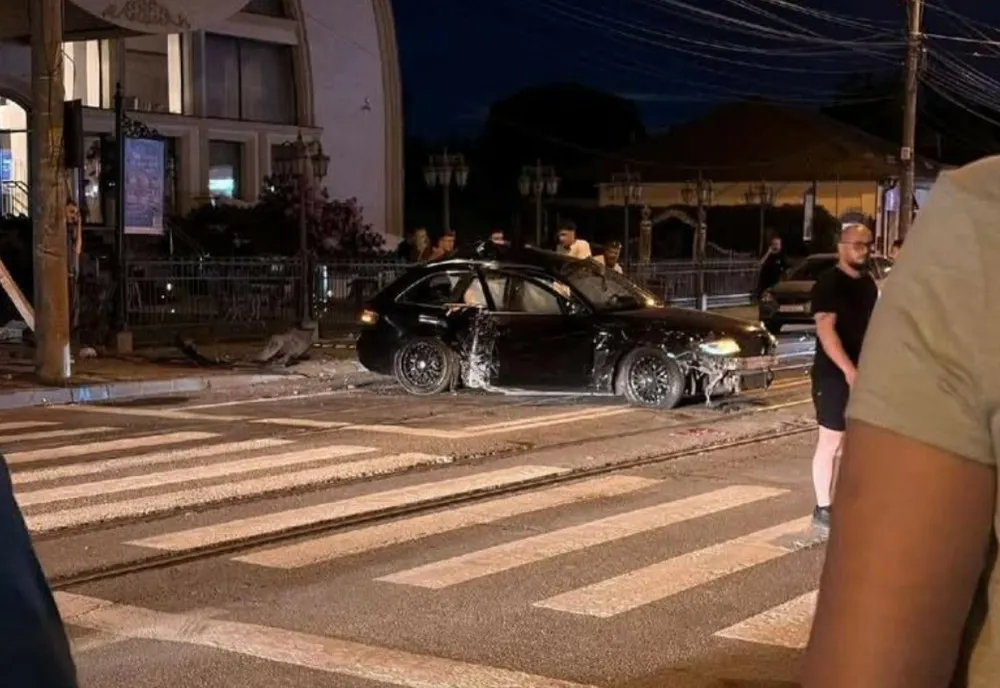 Răfuială violentă între doi șoferi din Botoșani, pe străzile Iașului