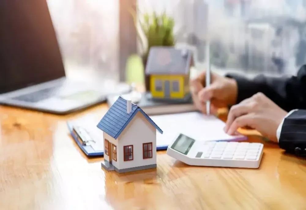 Haos pe piața imobiliară din cauza blocajului de la cadastru. Mii de familii riscă să plătească zeci de mii de lei în plus