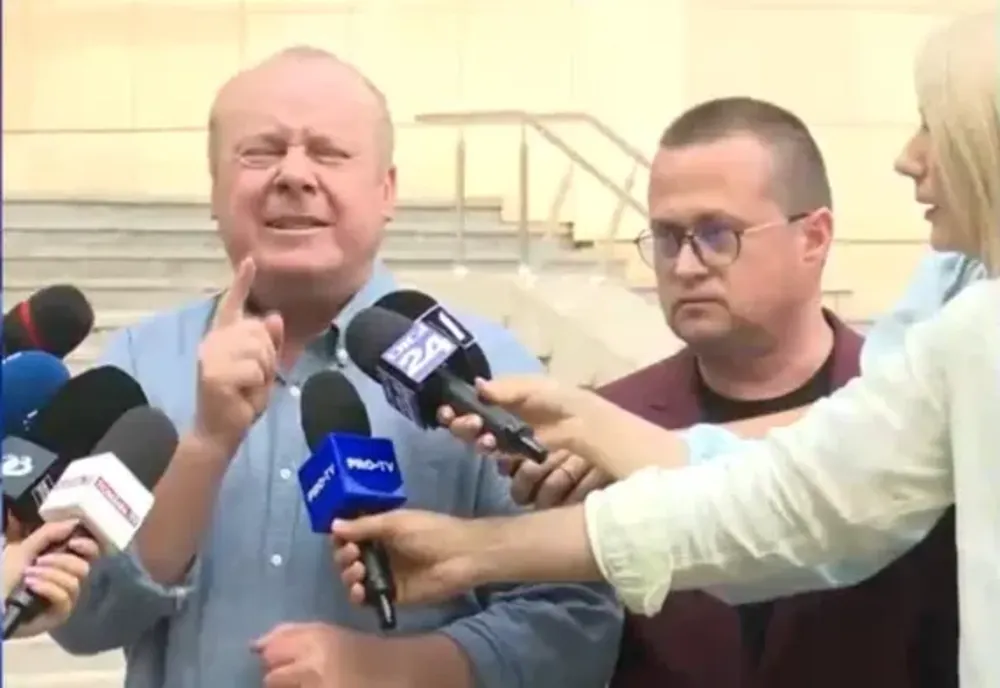 Mandatul lui Pașca a expirat, patronul "azilelor groazei" poate pleca acasă. Cum s-a apărat în fața întrebărilor incomode