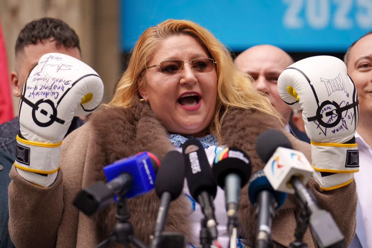 Diana Șoșoacă îi propune lui George Simion reluarea negocierilor SOS România–AUR