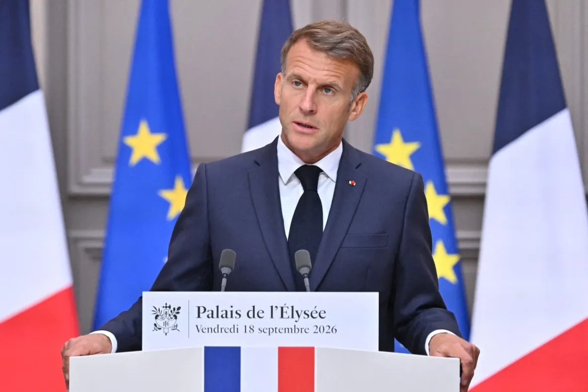 Macron, mesaj exploziv după haosul din Franța! Primării incendiate, atacuri și sute de arestări: „Nimic nu justifică aceste fapte”