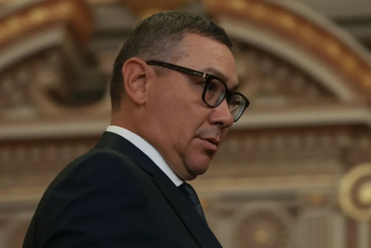 Ponta își anunță strategia pentru formarea Guvernului: negocieri cu toate grupurile parlamentare, mai puțin USR