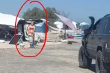 Trei mașini au „defilat” pe plaja sălbatică Vadu, printre copii și prosoape