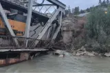 Trafic deviat în Bacău, la Ciobănuș, după ce un pod de fier s-a deteriorat
