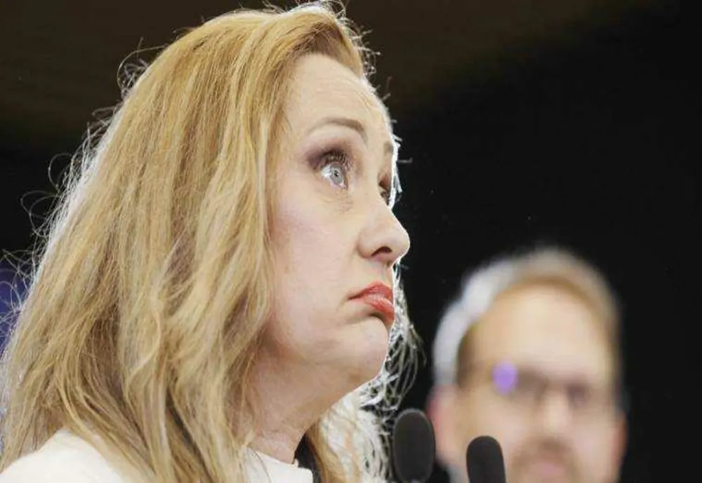 ELENA LASCONI VREA ÎNCHIDEREA REALITATEA PLUS. DERAPAJ AL FOSTEI JURNALISTE, CE A ENERVAT-O PE ȘEFA REZIȘTILOR