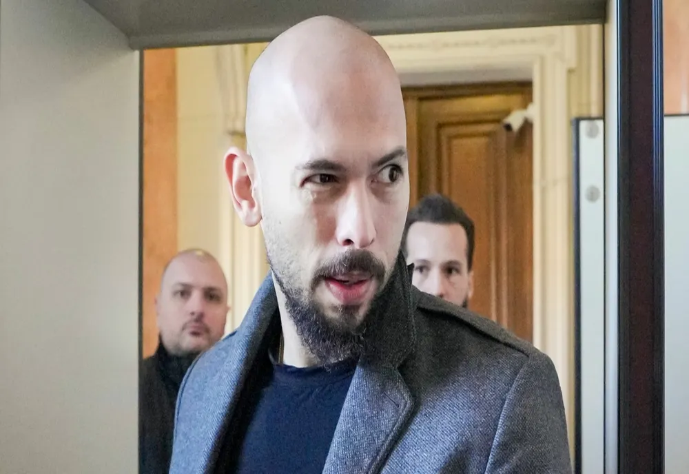 Frații Tate, din nou la DIICOT. Andrew Tate a ironizat anchetatorii după audieri: „Mi-au spus că sunt foarte chipeș”