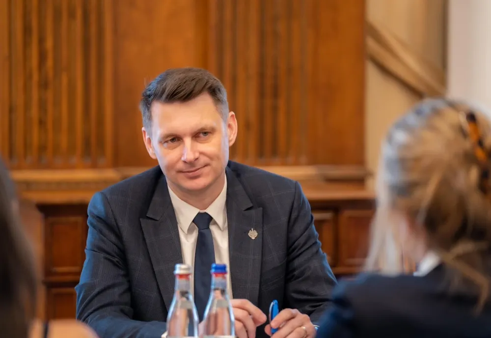 Abrudean: Miza adoptării legislației restante din PNRR e importantă, responsabilitatea partidelor trebuie să fie pe măsură