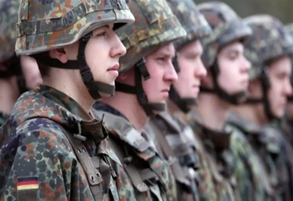 Când va decide Germania dacă introduce sau nu serviciul militar obligatoriu