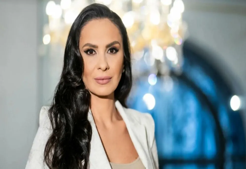 Alexandra Păcuraru, alături de Călin Georgescu: mobilizare masivă marți la Buftea pentru susținerea liderului suveranist. Se anunță și un protest uriaș în Piața Victoriei