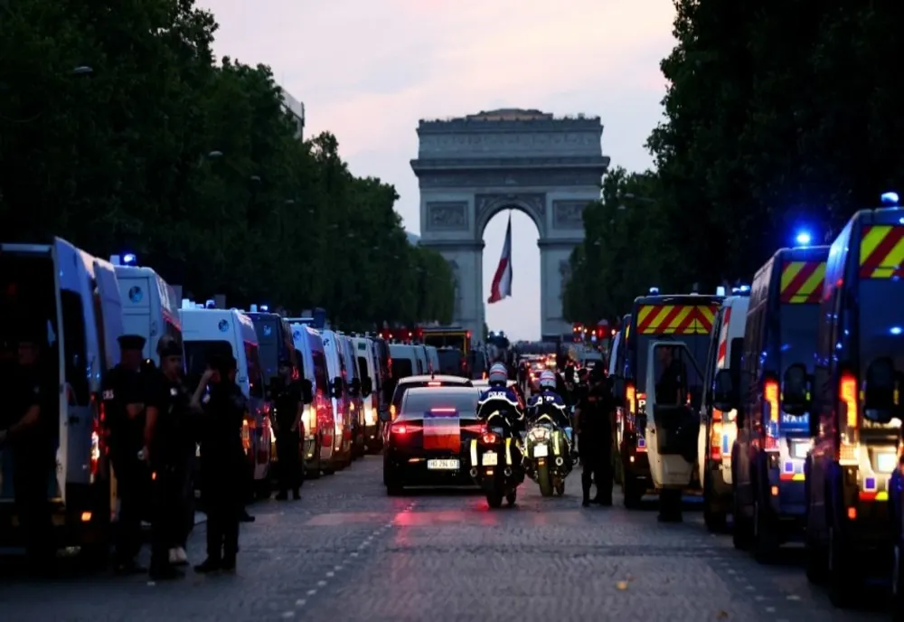 CM 2026: Violenţe în 183 de oraşe franceze după eliminarea de la Cupa Mondială