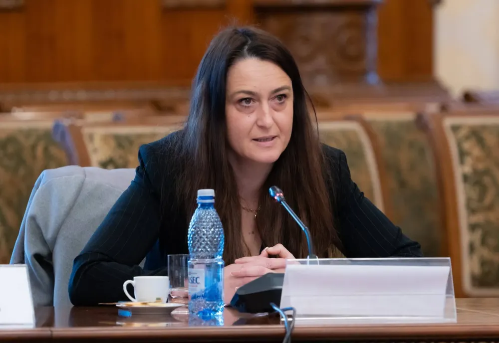 Cristina Butură (deputat AUR): „Guvernul deblochează 22 de posturi, dar ignoră cele peste 7.000 de locuri necesare pentru a fi deblocate din sănătate”
