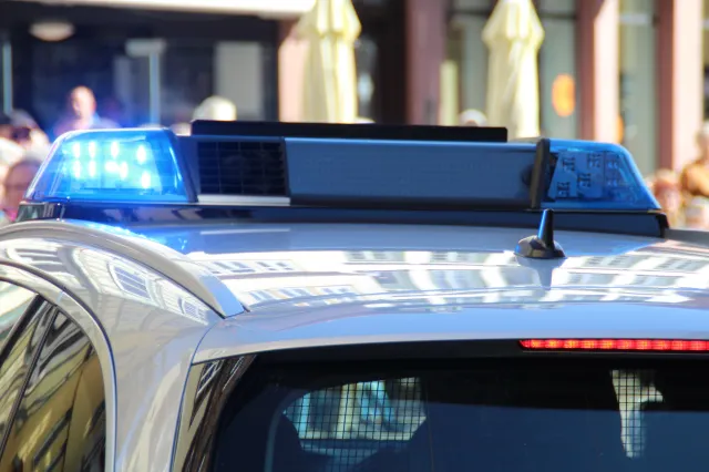 Șapte persoane au fugit de poliție după scandal la maternitatea din Brașov