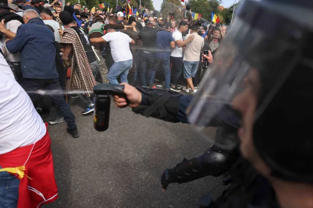 Fost șef de club din Liga 1, prezent la protestul care a degenerat în violențe. Ce s-a întâmplat în Piața Victoriei