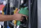  Prețurile la carburanți, compensate de la 1 iulie - Cine nu va beneficia de măsura Guvernului 