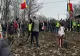 Călin Georgescu a plantat copaci, alături de numeroși români care îi sunt alături: Va înflori nădejdea și prosperitatea acestui popor